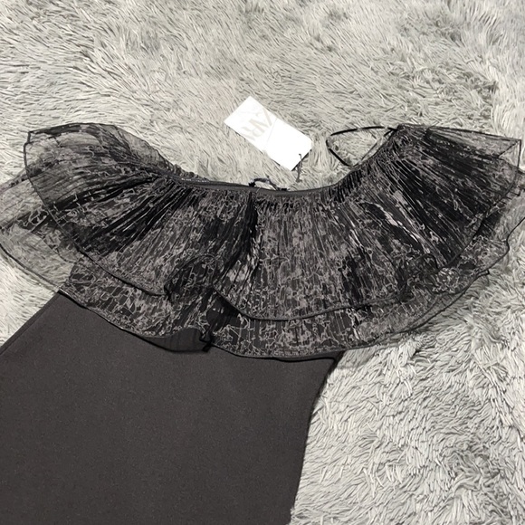 🥰🥰ZARA Organza Asymmetrical One Shoulder Dress🥰🥰 - Picture 9 of 12
